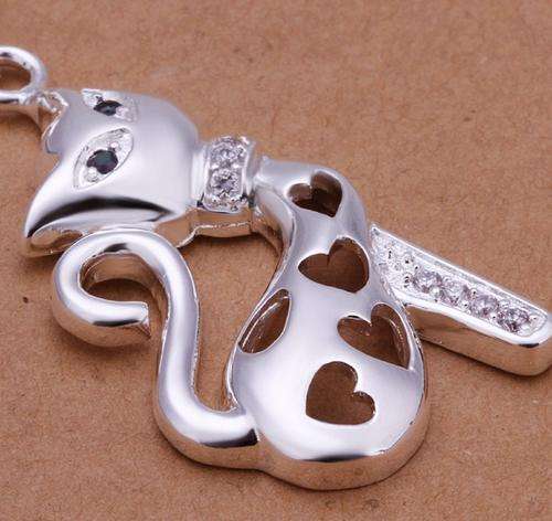 New 925 sterling silver filled Super cute Kitty pendant with crystals eyes and FREE chain