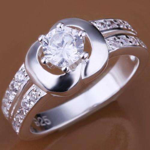 *Local Stock* New 925 sterling silver filled stamped ladies 1.5ct Crystal ring, A real beauty