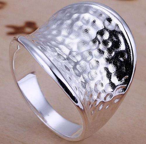 *Local Stock* New 925 sterling silver filled wave Design ring with dented detail