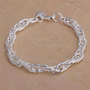 New 925 Sterling Silver filled ladies linked charm style bracelet. Simple and Elegant