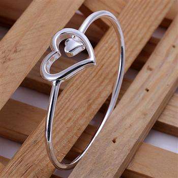 *Local Stock*, New 925 sterling silver filled heart Bangle, can open for adjustment.