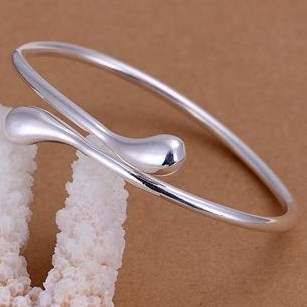 New 925 Sterling silver filled Stunning ladies waterdrop bangle