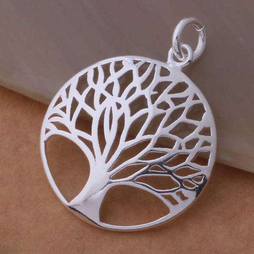New 925 sterling silver filled Tree of life pendant, Absolutely gorgeous, Comes with FREE chain