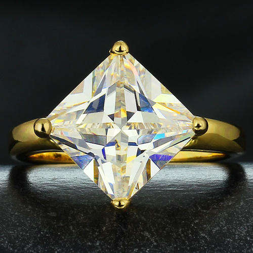 New 18K RGP yellow gold ladies chunky 3ct diamond shaped Austrian crystal ring