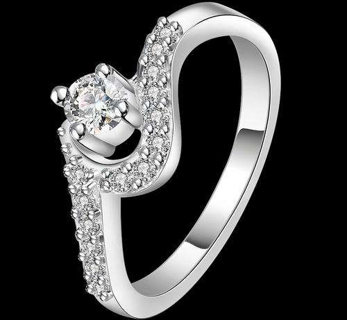 New 925 sterling silver filled stamped Ladies 1ct Austrian crystal Engagement style ring