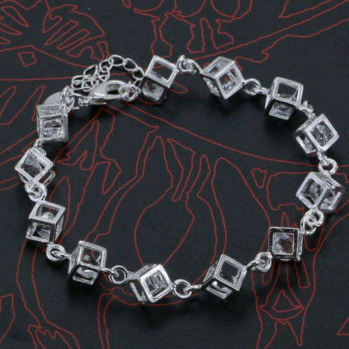 New 925 Sterling Silver Filled Sqaure design Bracelet with Clear Austrian Crystals