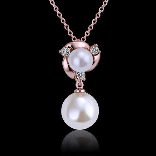New 18K RGP in rose gold, Ladies pendant with crystals and faux pearl detail + FREE chain
