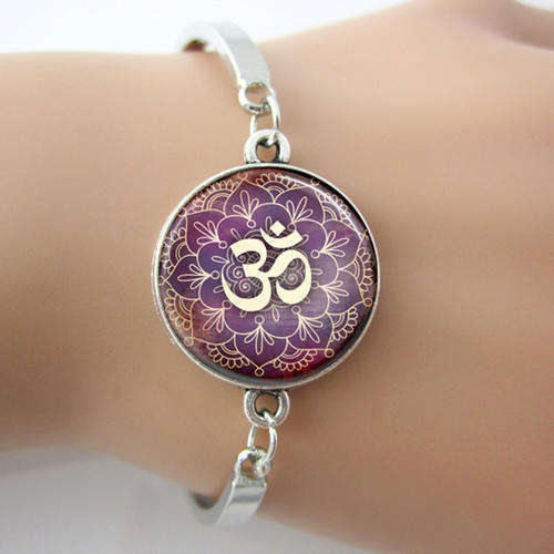 New 925 sterling silver plated Aum\Ohm design bracelet bangle