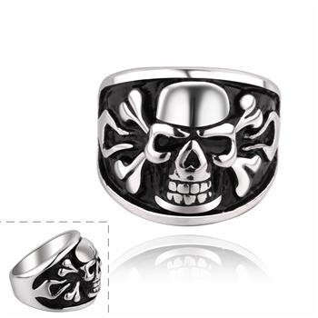 New Genuine solid stainless steel mens ring with skull and crossbone detail
