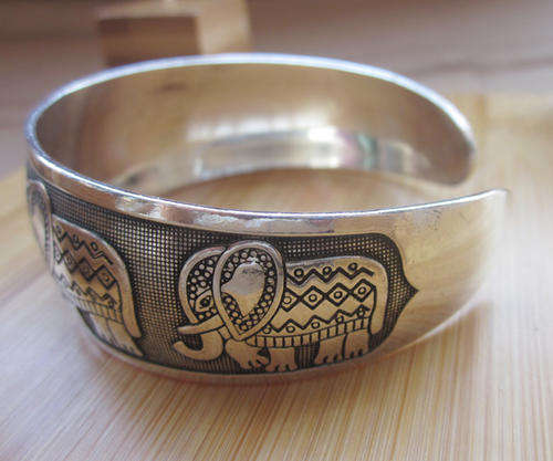 New Ladies Vintage feel Tibetan silver adjustable cuff bangle with Elephant intricate detail work.