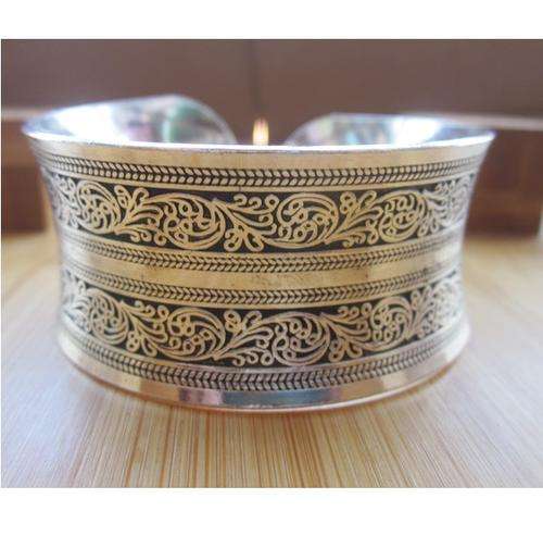 Ladies Vintage feel Tibetan silver Chunky adjustable cuff bangle with intricate detail work, 27mm