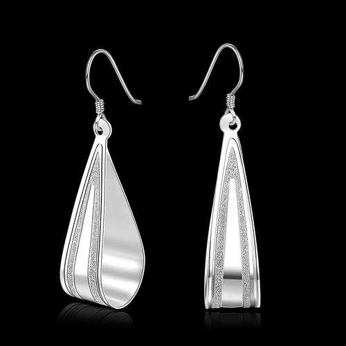 New 925 sterling silver filled Chunky ladies oval design hoop earrings with frosted detail