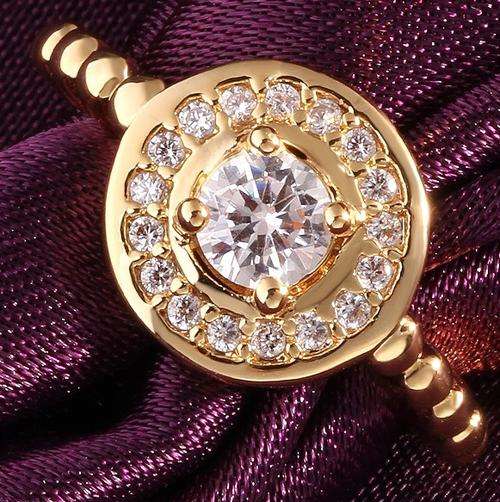New 18K RGP Ladies engagement style ring with AAA genuine Austrian Crystals