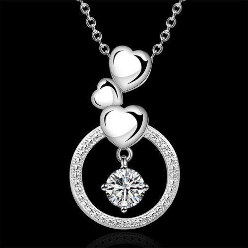 New 925 Sterling silver filled delicate heart pendant with Crystal detail and FREE chain included