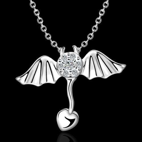 New 925 Sterling silver filled cute ladies Pendant with Genuine crystal detail + FREE chain