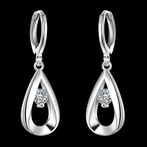 New 925 Sterling silver filled ladies dangle earrings with crystal detail