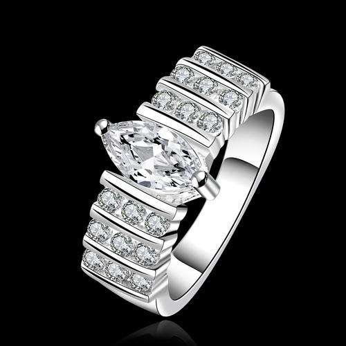 New 925 Sterling silver filled Ladies engagement style ring with AAA genuine crystals