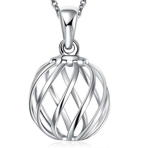 New 925 Sterling silver filled Ladies twist design pendant with FREE chain included