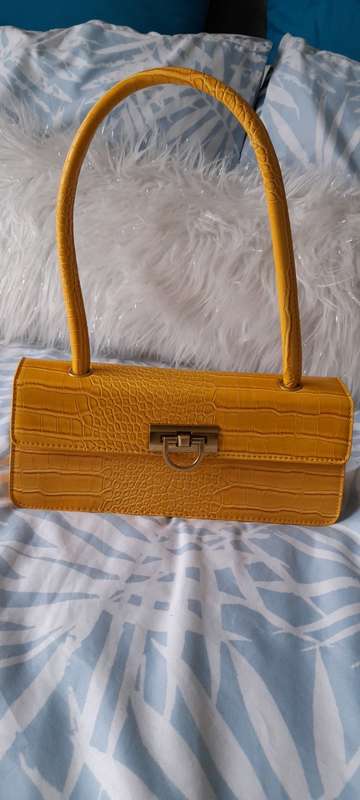 SA Fashion Master Pieces: Ladies Handbags