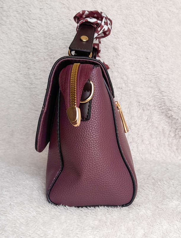 SA Fashion Master Pieces: Ladies Handbag