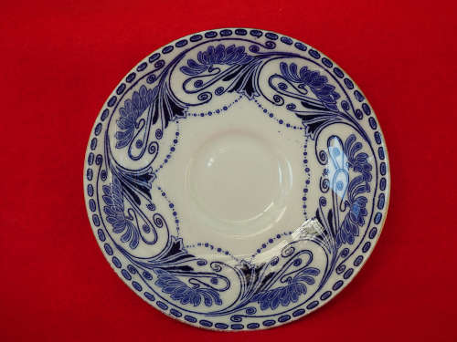 Royal Doulton trio Sandhurst pattern 1902-1922. Ref. C/80