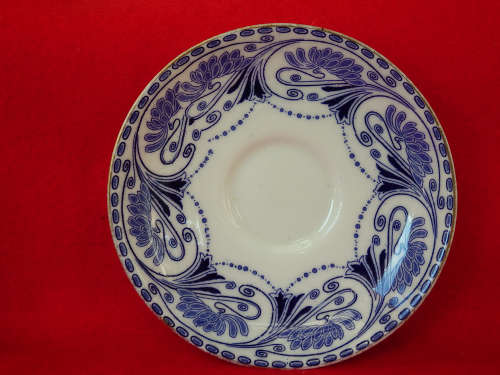 Royal Doulton trio Sandhurst pattern 1902-1922. Ref. C/84