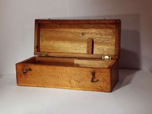 Description: Early Field/Student microscope, possibly French circa 1880-1900. Ref. MA24