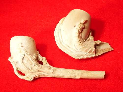 Two Early clay Tobacco Pipes Circa 1840  1880 Ref. CL-15