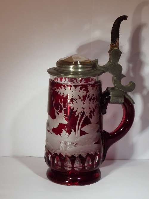 Exceptionally fine Austrian wheel engraved Ruby red glass Beer Stein circa 1860  1887.  Ref. GL-2