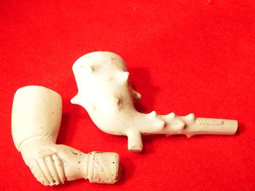 Two Early clay Tobacco Pipes Circa 1840  1880 Ref. CL-14