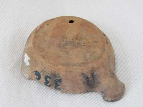 An Ancient Roman Era terracotta Oil Lamp. 1st-3rd Century AD.  Ref. CL-12