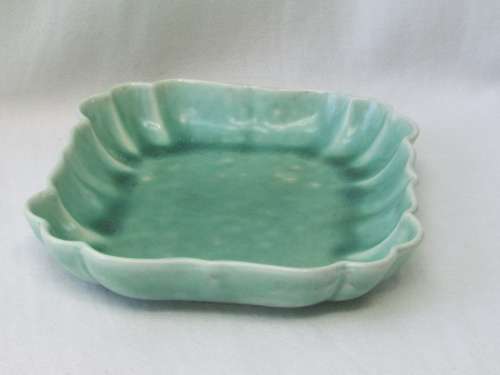 Vintage Royal Doulton Sweet or Cake dish Ref. B32