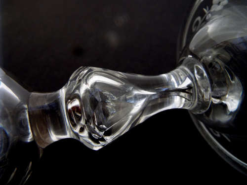 A pair of Engraved Bucket-bowl Georgian Port Wine or Dram Glasses. Circa 1790-1820./ Ref.GL/6