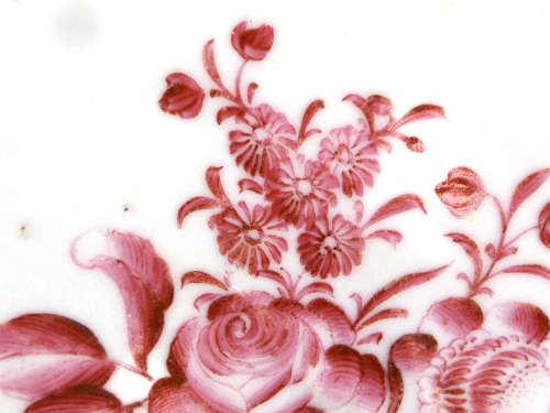 Chinese Famille Rose (Quin Dynasty) Porcelain Plate. Circa 1750-1780. Ref. P/95