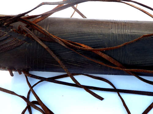 Vintage Pygmy leather/wood Quiver plus 15 arrows. Ref.  W/23