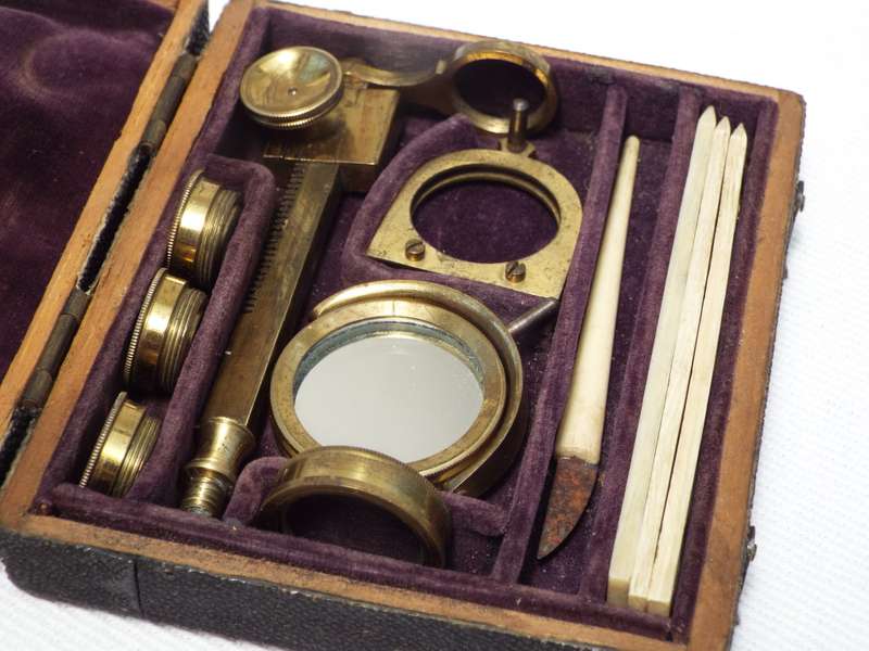 A rare Ellis Aquatic type botanical field microscope circa 1780-1810. Ref.MA/37