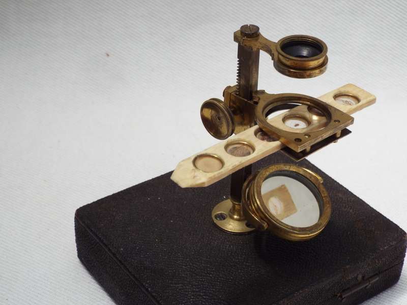A rare Ellis Aquatic type botanical field microscope circa 1780-1810. Ref.MA/37