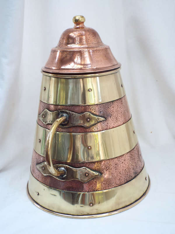 A Copper and Brass Dutch Doofpot.  Circa 1850-1880. Ref.MA/40