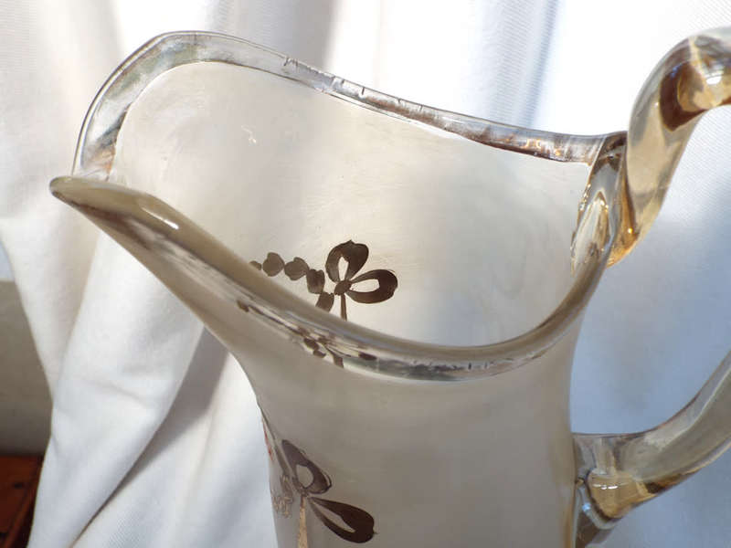 A very large Art Nouveau hand-blown Jug. Circa 1900-1919. Ref. No. GL/10