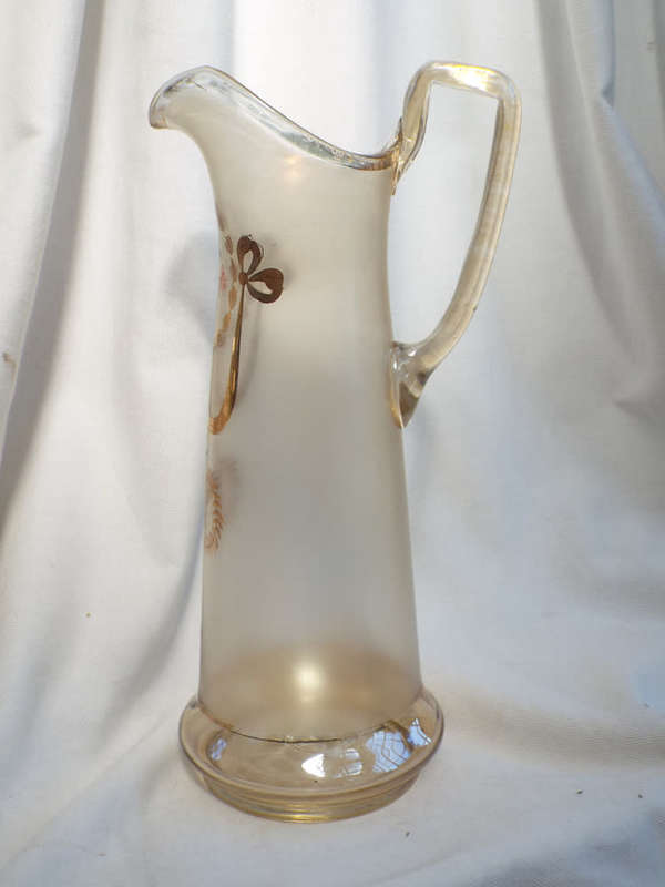 A very large Art Nouveau hand-blown Jug. Circa 1900-1919. Ref. No. GL/10