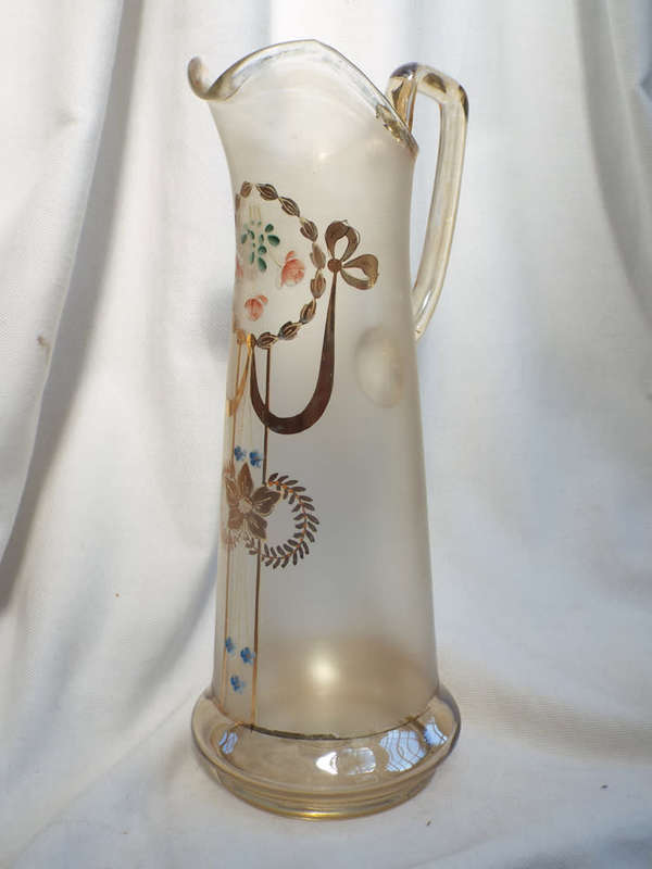 A very large Art Nouveau hand-blown Jug. Circa 1900-1919. Ref. No. GL/10