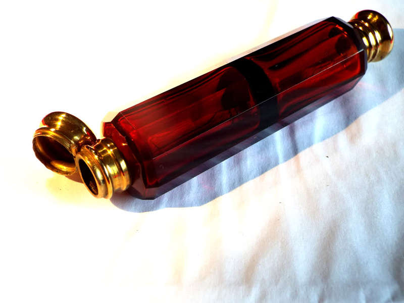 A Cranberry Red double ended Scent Bottle Circa 1860-1900. Ref.JW/5