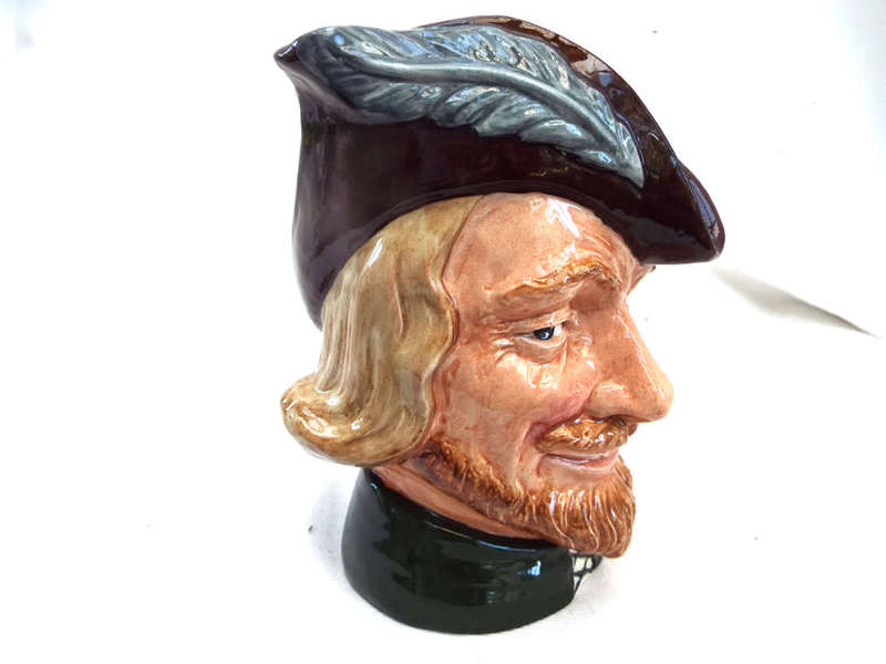Robin Hood Character/Toby Jug  Royal Doulton  Ref. J/30