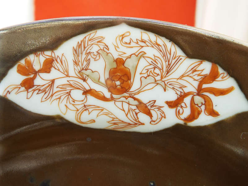 18th Century antique Kangxi/Yongzheng Batavian brown  Famille Rose plate Ref. P-103