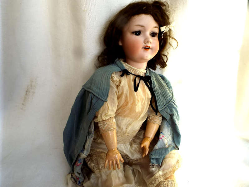 Armand Marseille Porcelain Doll Circa 1915-1920. Ref TO.1