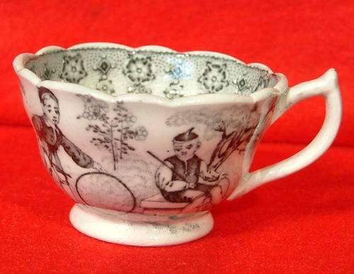 Antique early Victorian Child's cup Minton circa.1840 Ref.Nov78B