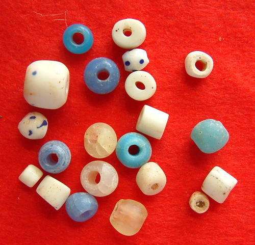 Antique early Trade Beads found in Rhodesia in 1954 Ref. DS NOV-8