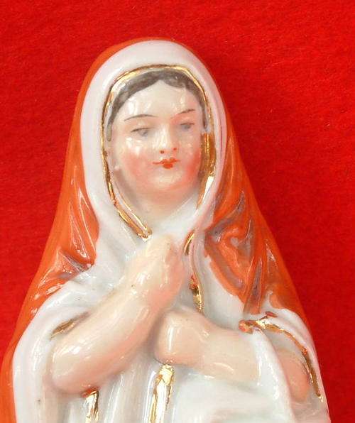 Antique Red Riding Hood porcelain figurine, Conta and Boehme 1870-1890 Ref. OR2