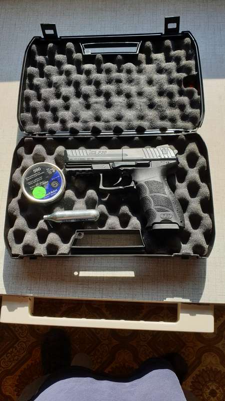 Umarex Heckler & Koch (H&M) P30 4.5mm Airsoft Pistol