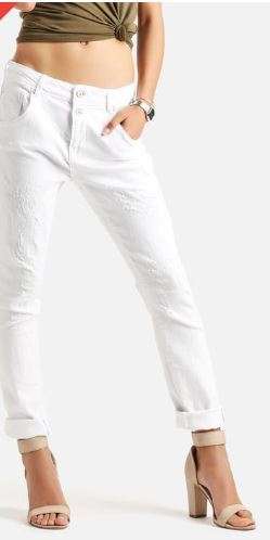 WHITE SKINNY JEAN BY ONLY!